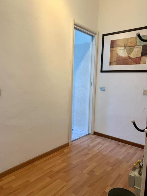 Splendido Bilocale A 4 Fermate Dal Duomo Apartamento Milão Exterior foto